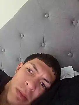 Yoko0381 online show from 01/12/26, 03:17