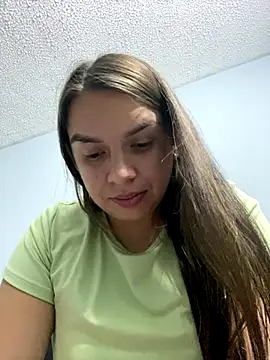 Snapshot of Nathaly00_ chatting on 09/28/25, 04:51 Nathaly00 online show from 09/28/25, 04:51