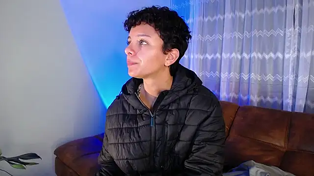 peyton golden1 online show from 12/04/24, 01:03