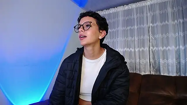 peyton golden1 online show from 01/22/25, 05:26