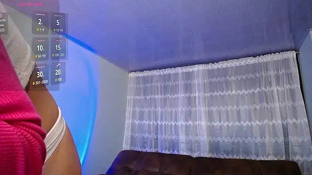 Snapshot of peyton_golden1 chatting on 01/25/25, 05:07 peyton golden1 online show from 01/25/25, 05:07