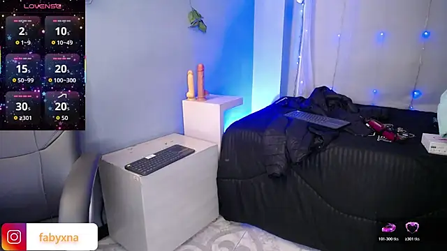 Snapshot of peyton_golden1 chatting on 11/05/25, 03:28 peyton golden1 online show from 11/05/25, 03:28