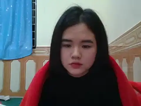 Yin-girl online show from 01/01/25, 12:11