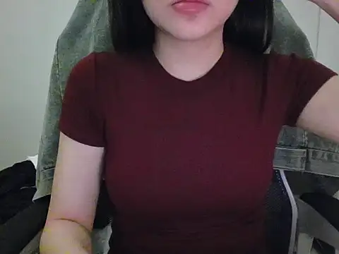 Yin-girl online show from 09/26/25, 08:02