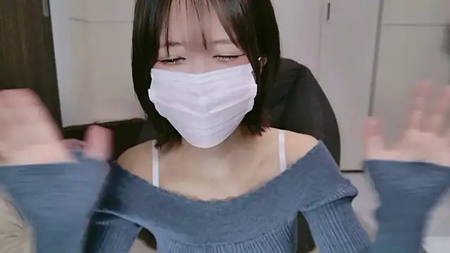 Snapshot of TsukasaSakai chatting on 09/27/25, 06:29 TsukasaSakai online show from 09/27/25, 06:29