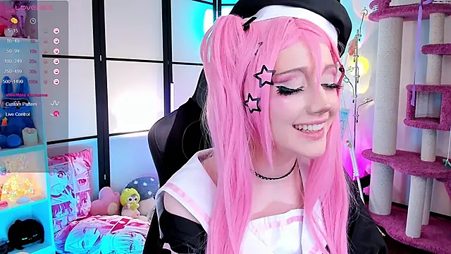 Snapshot of LilithLin chatting on 04/28/26, 07:52 LilithLin online show from 04/28/26, 07:52