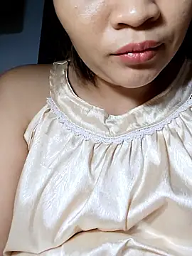 Snapshot of _Mira_69_ chatting on 06/14/26, 04:20 Mira 69 online show from 06/14/26, 04:20