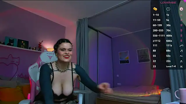 lisa moonlight online show from 01/12/25, 12:55