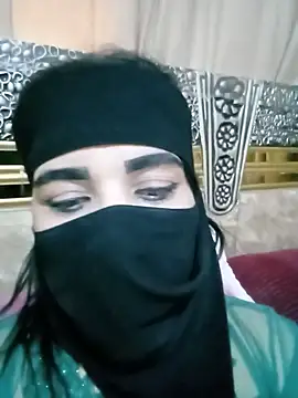 Snapshot of Naariman chatting on 12/25/24, 10:06 Naariman online show from 12/25/24, 10:06