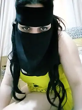 Snapshot of Naariman chatting on 01/26/25, 09:51 Naariman online show from 01/26/25, 09:51