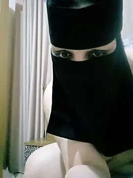 Snapshot of Naariman chatting on 02/13/25, 05:44 Naariman online show from 02/13/25, 05:44