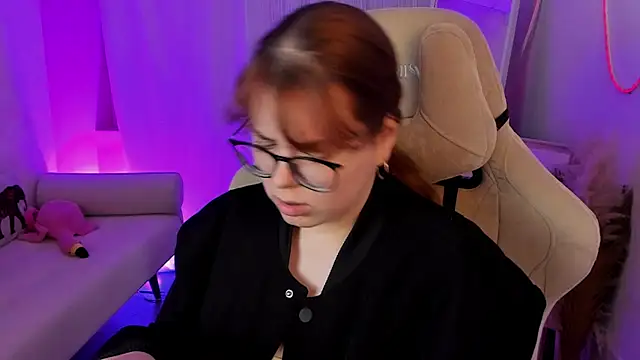 Snapshot of KeytSilvas chatting on 04/14/26, 05:35 KeytSilvas online show from 04/14/26, 05:35