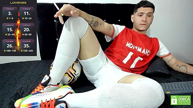 Noha white online show from 10/14/25, 07:14