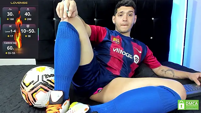 Snapshot of Noha_white chatting on 01/14/26, 10:36 Noha white online show from 01/14/26, 10:36