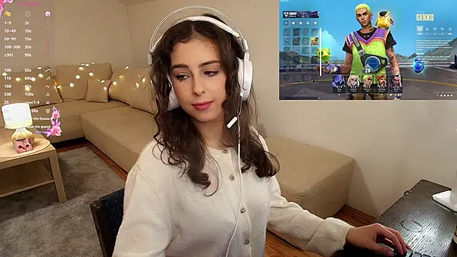 Snapshot of cosmosbaby chatting on 03/14/26, 08:36 cosmosbaby online show from 03/14/26, 08:36