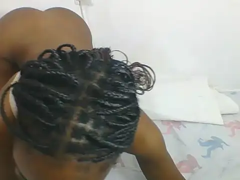 PrettyPrincess14 online show from 03/04/25, 08:57