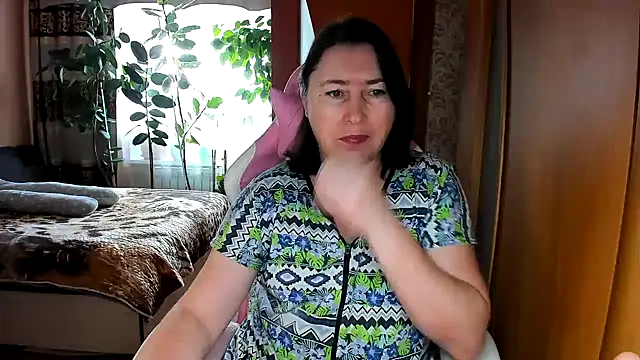 Snapshot of Tatyana51 chatting on 04/14/26, 05:02 Tatyana51 online show from 04/14/26, 05:02