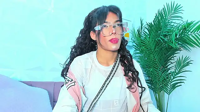 Briyit Doll online show from 01/22/25, 02:48