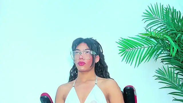 Briyit Doll online show from 02/01/25, 09:00