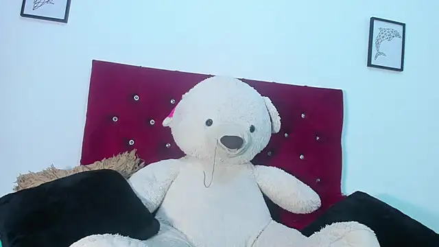 Briyit Doll online show from 09/25/25, 08:45