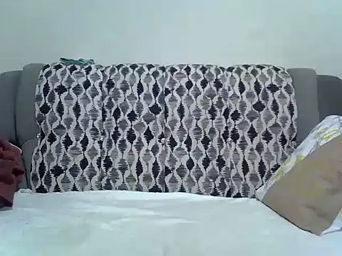 Snapshot of browndolly12 chatting on 11/11/25, 07:19 browndolly12 online show from 11/11/25, 07:19