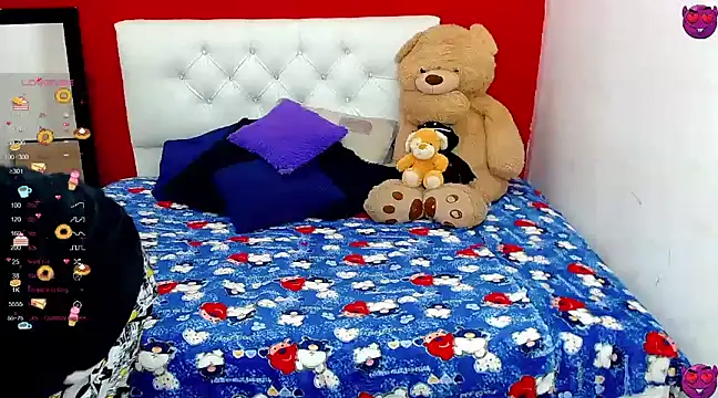 Snapshot of _snopyy_ chatting on 01/06/25, 08:18  snopyy  online show from 01/06/25, 08:18