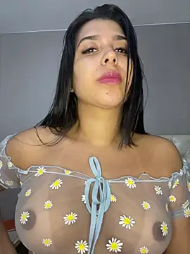 NiaSoler online show from 12/13/24, 10:41