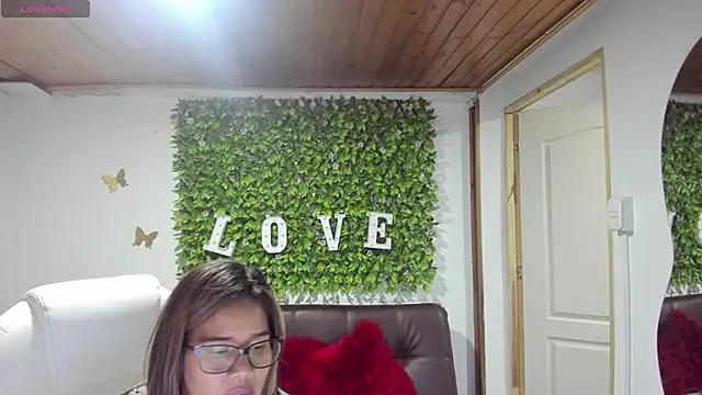 Enma  clark online show from 02/03/25, 07:31