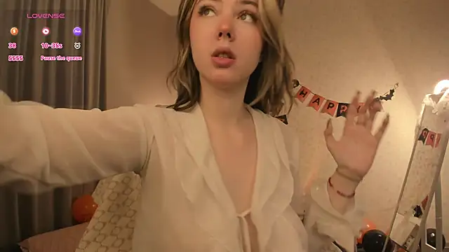 Vanessa Walters online show from 10/24/25, 03:03