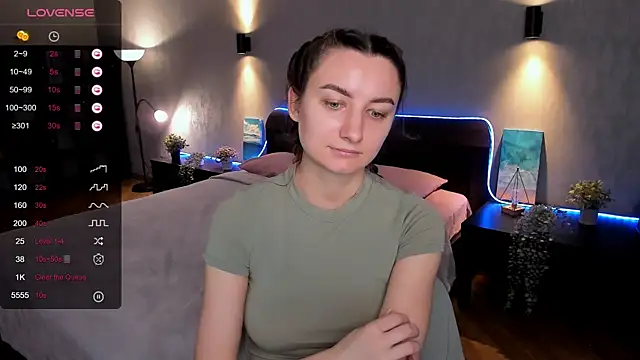 annacooleman online show from 02/19/25, 02:23