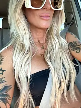 blondiluvsanal online show from 10/14/25, 04:30