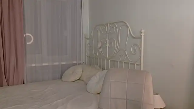 Morgenstern  online show from 09/21/25, 05:42