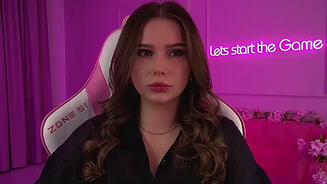 Snapshot of DianaVert chatting on 03/23/26, 06:23 DianaVert online show from 03/23/26, 06:23