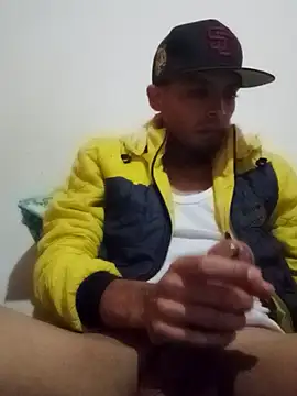 Snapshot of Jowel8 chatting on 07/05/26, 04:07 Jowel8 online show from 07/05/26, 04:07