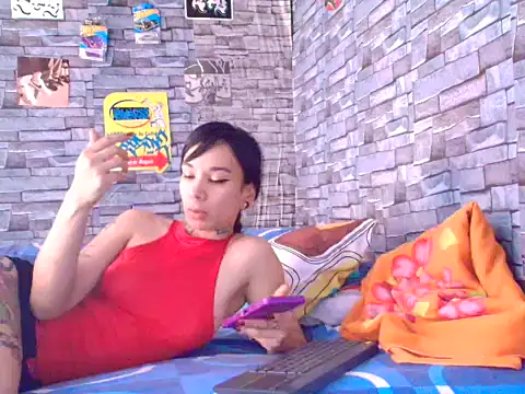 Snapshot of Lady_Godss chatting on 12/17/25, 09:32 Lady Godss online show from 12/17/25, 09:32