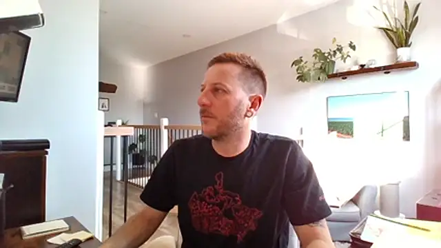 Snapshot of Bigdicktrav902 chatting on 04/09/26, 12:10 Bigdicktrav902 online show from 04/09/26, 12:10