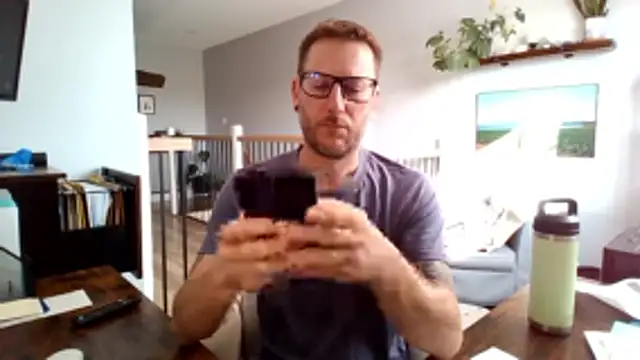 Snapshot of Bigdicktrav902 chatting on 04/21/26, 12:00 Bigdicktrav902 online show from 04/21/26, 12:00