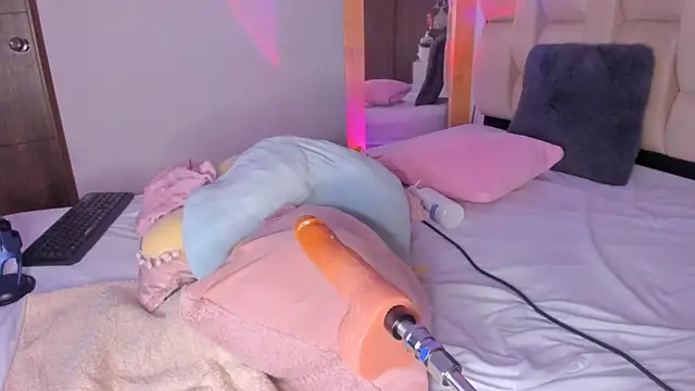 brendaruiz online show from 01/29/25, 02:10