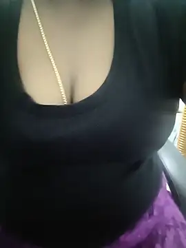 Snapshot of tamil_subha69 chatting on 05/25/26, 06:47 tamil subha69 online show from 05/25/26, 06:47