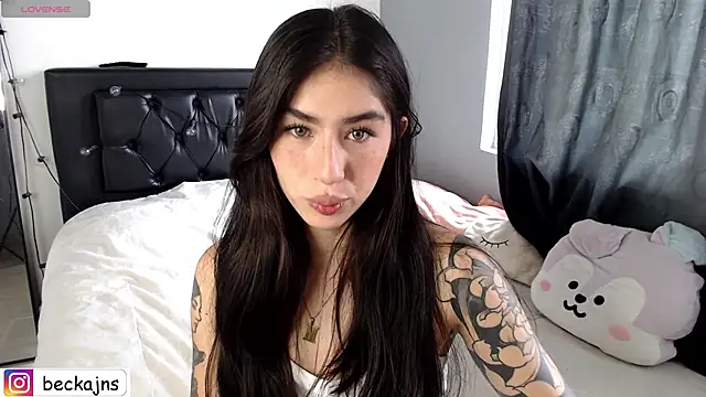 Snapshot of Beck_jones chatting on 04/20/26, 06:20 Beck jones online show from 04/20/26, 06:20