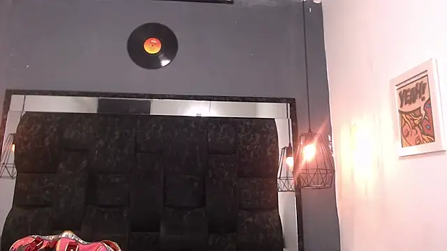 Snapshot of AndreaGil_ chatting on 02/18/26, 07:21 AndreaGil online show from 02/18/26, 07:21