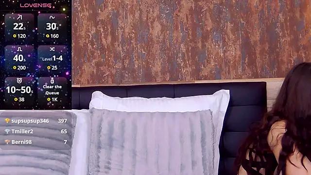 Snapshot of MarySinn chatting on 12/14/24, 04:23 MarySinn online show from 12/14/24, 04:23