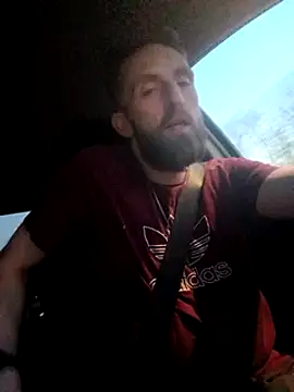 otterlover123 online show from 03/19/25, 11:57