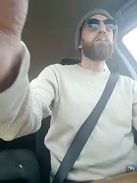 otterlover123 online show from 03/21/25, 06:51