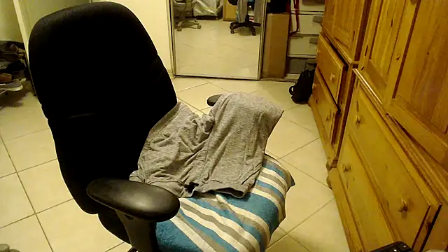 Snapshot of joeydee1 chatting on 02/16/25, 12:54 joeydee1 online show from 02/16/25, 12:54