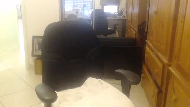 Snapshot of joeydee1 chatting on 07/04/26, 06:47 joeydee1 online show from 07/04/26, 06:47