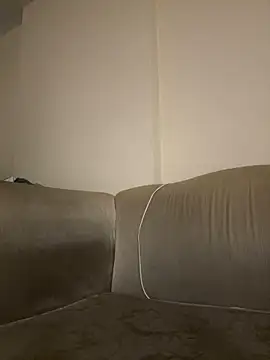 Snapshot of DuryG11 chatting on 12/13/24, 05:05 DuryG11 online show from 12/13/24, 05:05