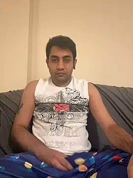 Snapshot of DuryG11 chatting on 12/16/24, 04:45 DuryG11 online show from 12/16/24, 04:45