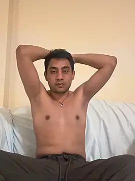 Snapshot of DuryG11 chatting on 03/17/25, 05:12 DuryG11 online show from 03/17/25, 05:12