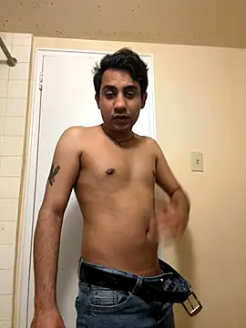 Snapshot of DuryG11 chatting on 09/24/25, 04:38 DuryG11 online show from 09/24/25, 04:38